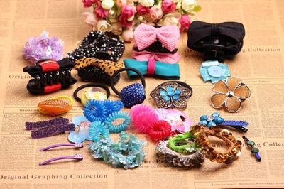 【義烏小商品批發(fā)市場(chǎng)1元店2元店發(fā)飾品跑江湖地?cái)偭x烏飾品 擺地?cái)偂績(jī)r(jià)格_廠家 - 中國(guó)供應(yīng)商